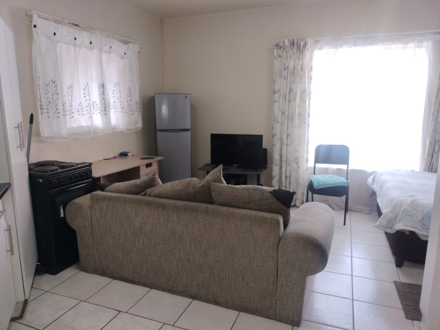 1 Bedroom Property for Sale in Willows Free State